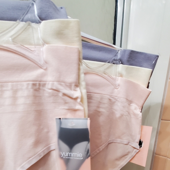 NWT Yummie by Heather Thomson 3PK Seamless Briefs; Multicolor.Sz L & M; $30 Eac - Picture 7 of 11